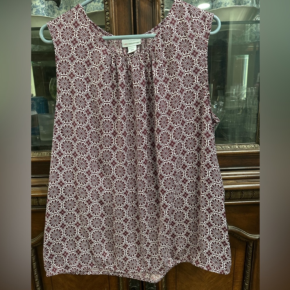 Liz Claiborne Floral Pattern Burgundy & White Sleeveless Top XXL Never Worn